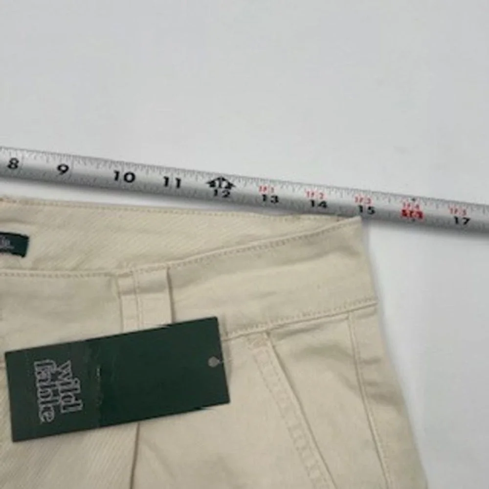 Wild Fable Cream Carpenter jorts High Rise Wide Leg Bear Charm‎ Size 6 NEW